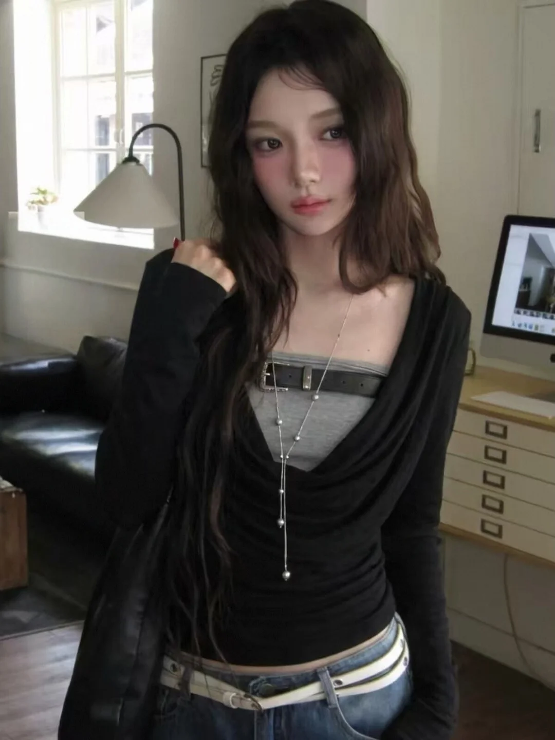 Black American Hot Girl Style Long Sleeve T-Shirt Women Early Autumn Slimming Design Sense Top Casual Universal Fit Youth Pur...