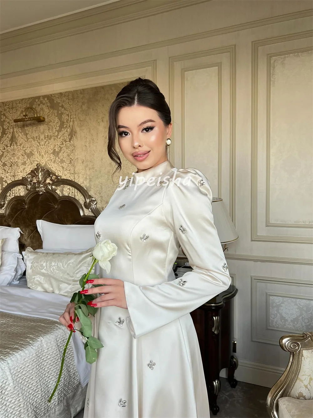 Robes longues trapèze plissées en strass, personnalisées, à la mode, col haut, robes d'occasion sur mesure, exquises, élégantes et formelles
