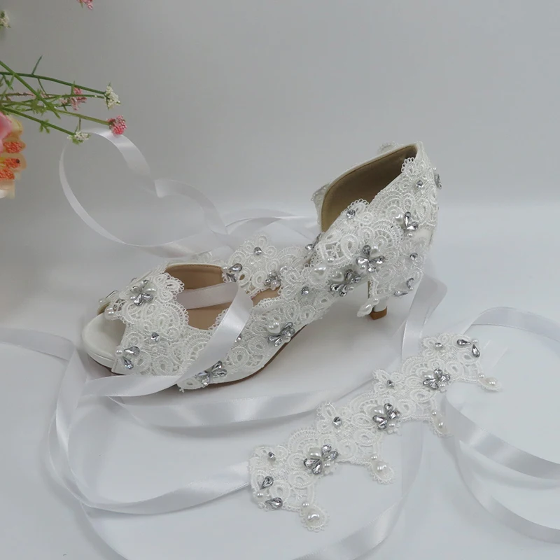 2020 New Arrival Lace-Up Fashion shoes woman White Flower Wedding Bridals shoe Ankle Strap Open Toe High shoes sweet party shoe