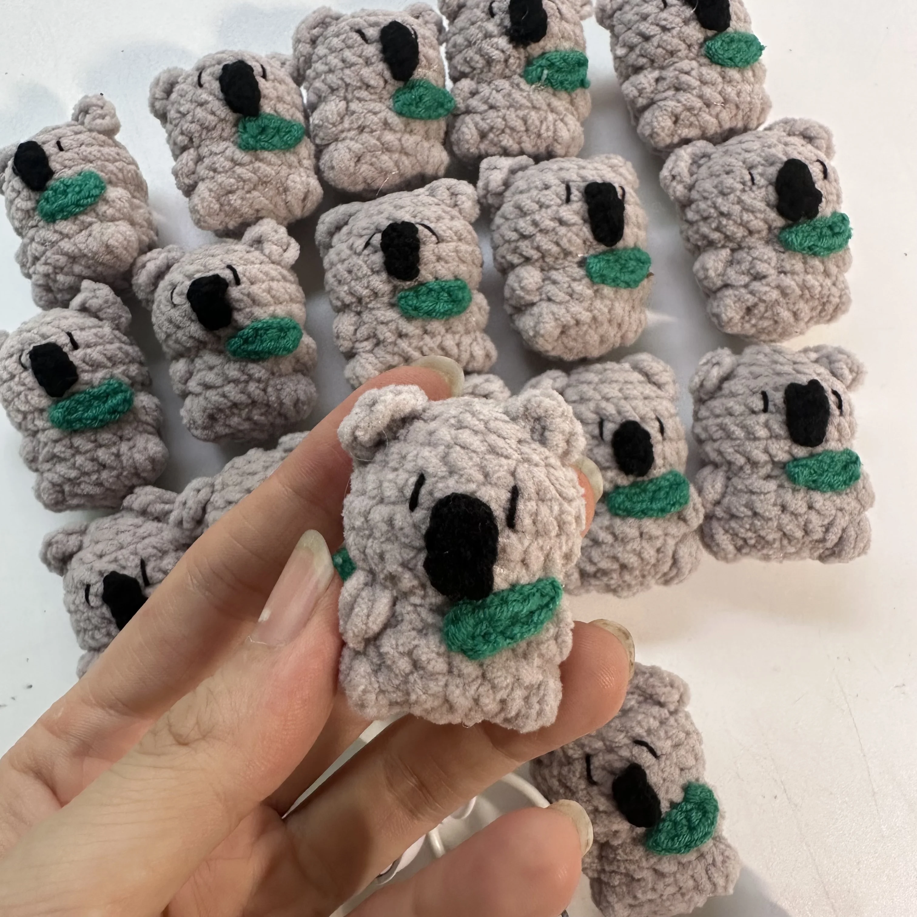 Handmade 3.5cm Cute Knitting Mini Crochet Koala Ornaments Sloth Shape Crochet Yarn Pendants  DIY Doll Keyrings Wholesale