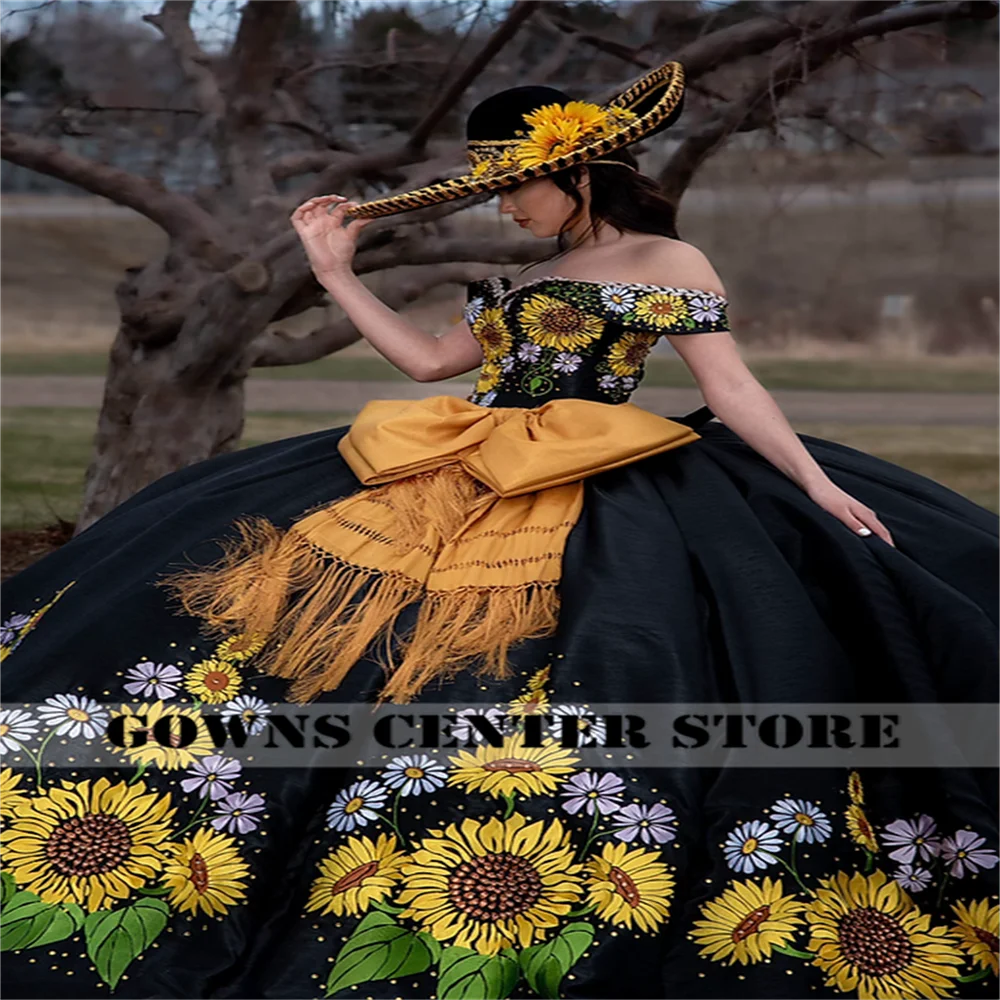 Geborduurde Zonnebloem Zwarte Quinceanera Jurken Baljurk Verjaardagsfeestje Jurk Mexicaanse Afstuderen Toga Sweet 15/16 Aangepast