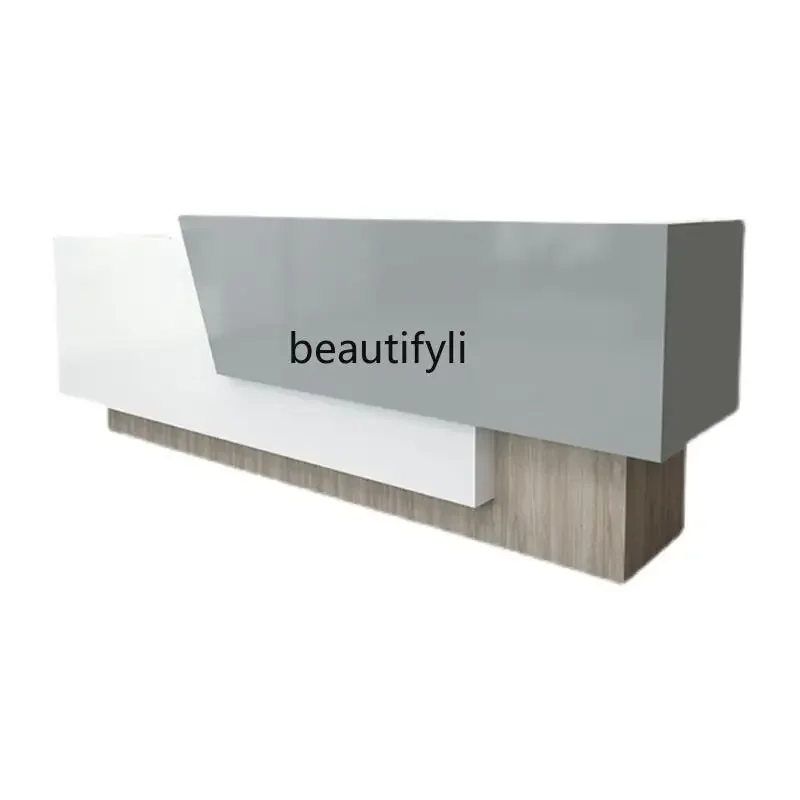 

Checkout page Simple Modern Clothing Store Beauty Salon Kindergarten Training Institution Company Front Desk Reception Desk