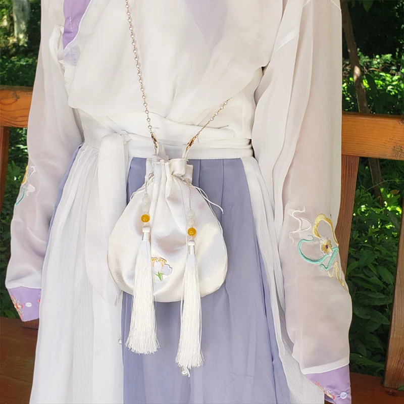 Borsa Hanfu in raso in stile cinese borsa piccola in nappa con ricamo Vintage borsa in stile orientale antica borsa Cosplay Hanfu regali