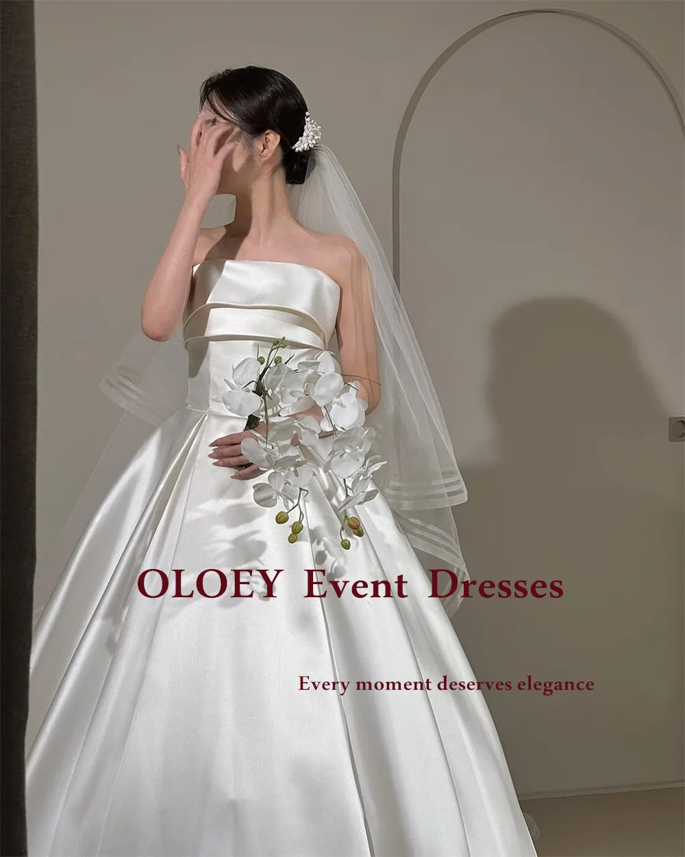 

OLOEY Vintage A Line Wedding Dress Korea Photo Shoot Strapless Princess Bridal Gown Corset Sleeveless Pleats Satin Customized