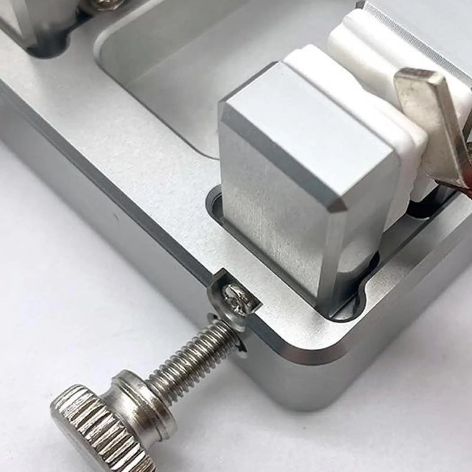 

Регулируемый держатель для припоя, сверхпрочный зажим для пайки и сварки, для стабильной работы при сборке электроники, печатных плат, изготовлении ювелирных изделий