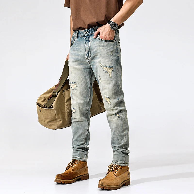 Y2Kファッション ニュージーンズ 刺繍 ウォッシュド ノスタルジック 穴あき パッチ レトロ ライトブルー メンズジーンズ