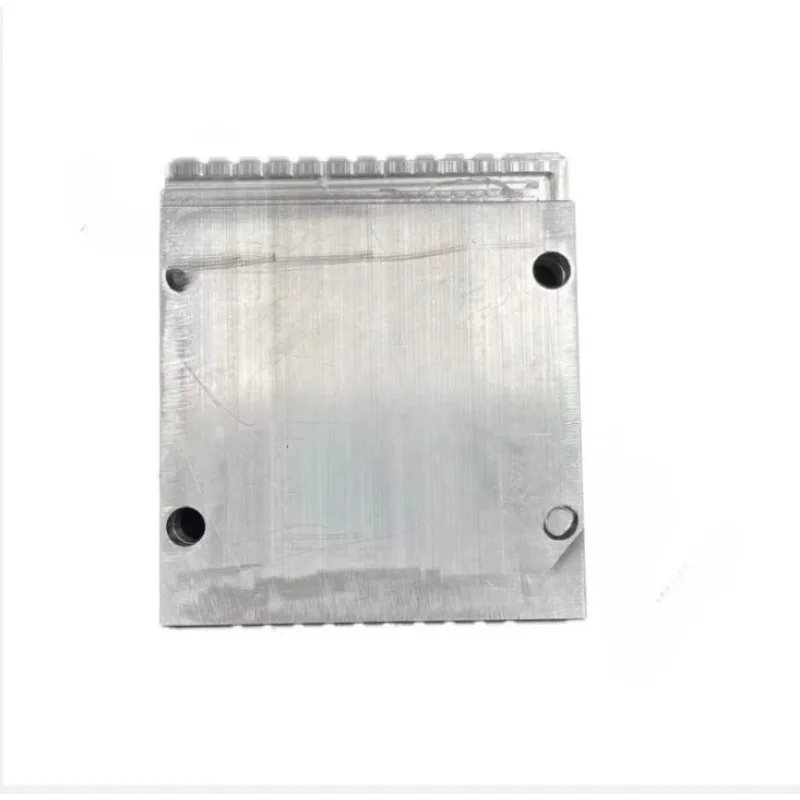Professional Factory Supply Durable Metal Aluminum Long Pole Pillar Candle Making Mold Unique DIY Candle Making Kits
