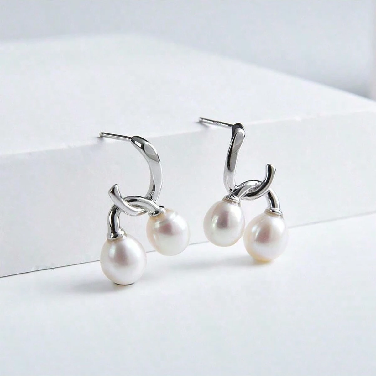 

Модные серьги из стерлингового серебра 925 пробы с двойным пресноводным культивированным жемчугом для женщин, элегантные украшения для вечеринок, свадебные украшения, подарок