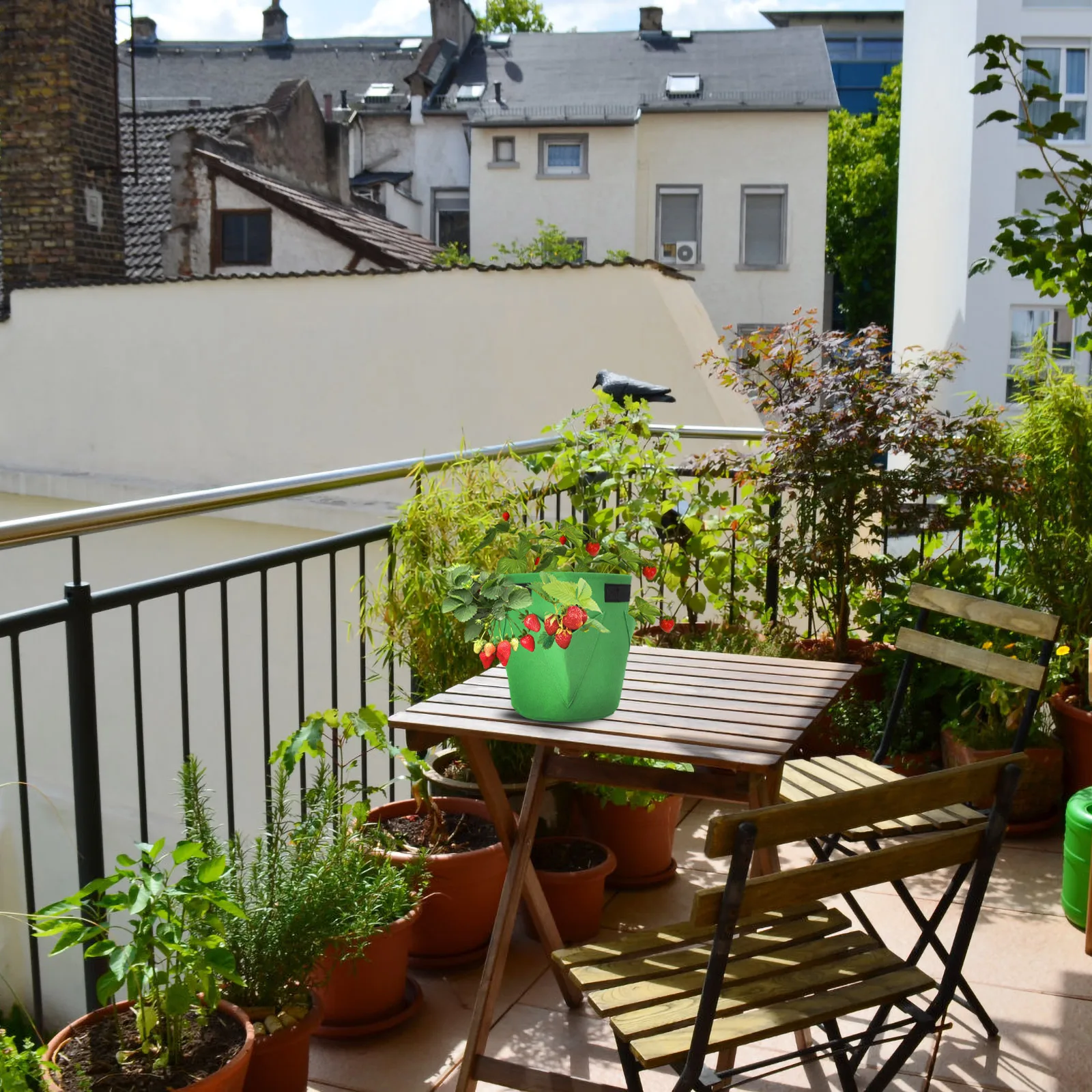 

1pc 5 Gallons Hanging Strawberry Planting Felt Breathable Grow Bag For Horticultural Nursery Container With Planting Pockets