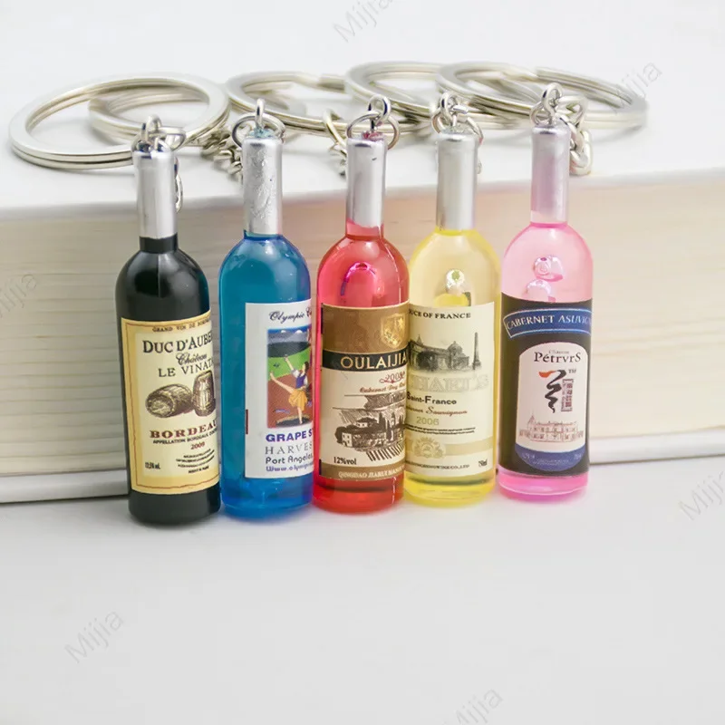 Creative Simulation Wine Bottle Keychain for Women Resin Car Keyring Bag Purse Pendant Bar Party Promotional Gift Handicraft