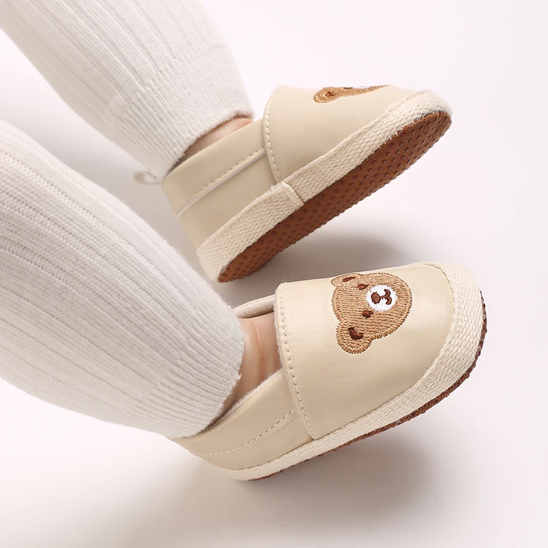 

Spring and Autumn Cartoon Bear Male and Female Baby Shoes 0-1 Year Old Baby Step Shoes Baby Shoes Learning Shoes