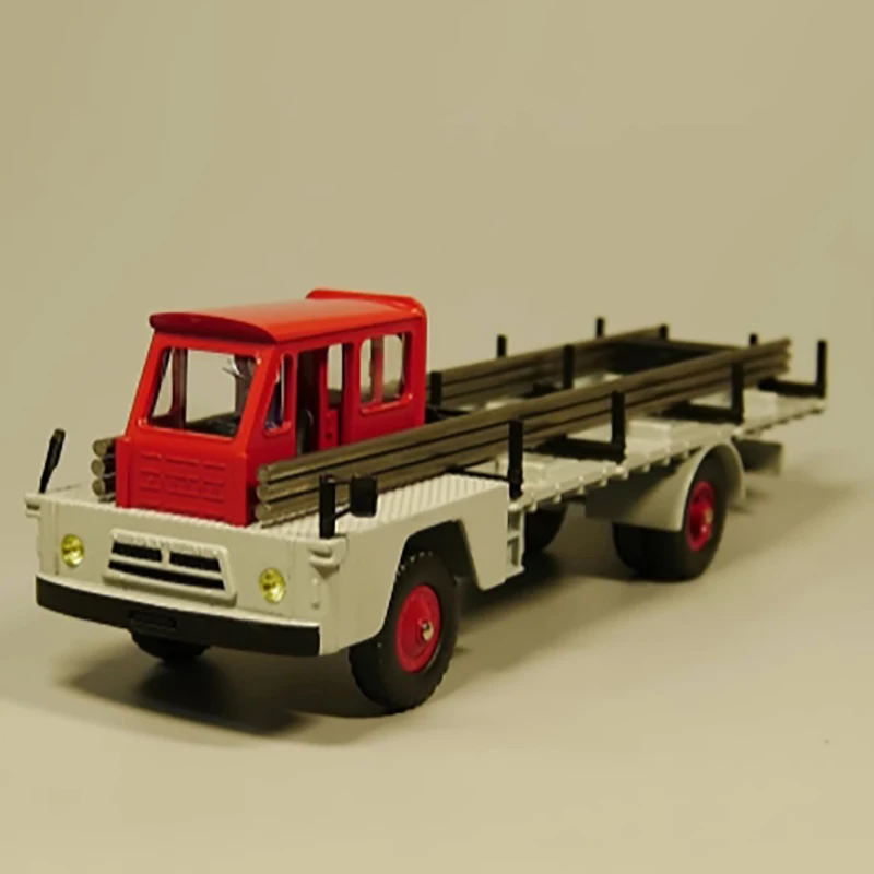 

1:43 Scale CAMION SAVIEM Truck Simulation Alloy Engineering Vehicle Model Static Display Collectible Gift Toy Souvenir