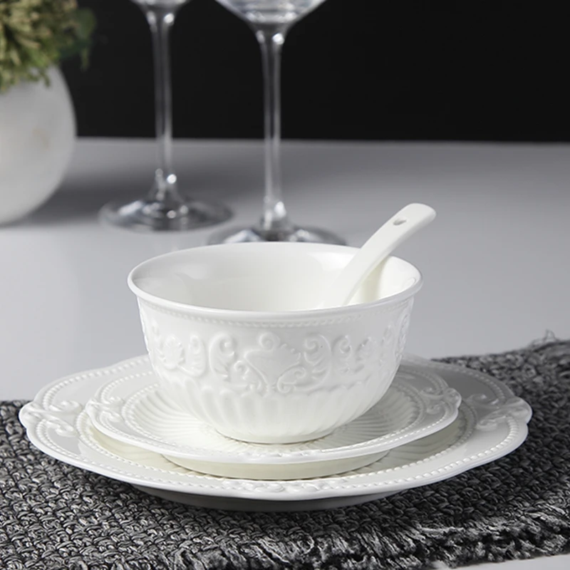 24pcs Set, White Embossed Porcelain Dinner Ceramic Servies Dinnerware, Borden Chafing Dish, Dishes and Plate