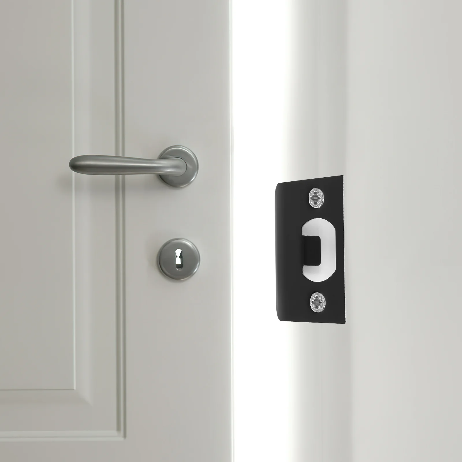 

4Sets D-Type Strike Plates Metal Door Latch Plates Finish Thickened Covers for Exterior Wooden Doors Deadbolt