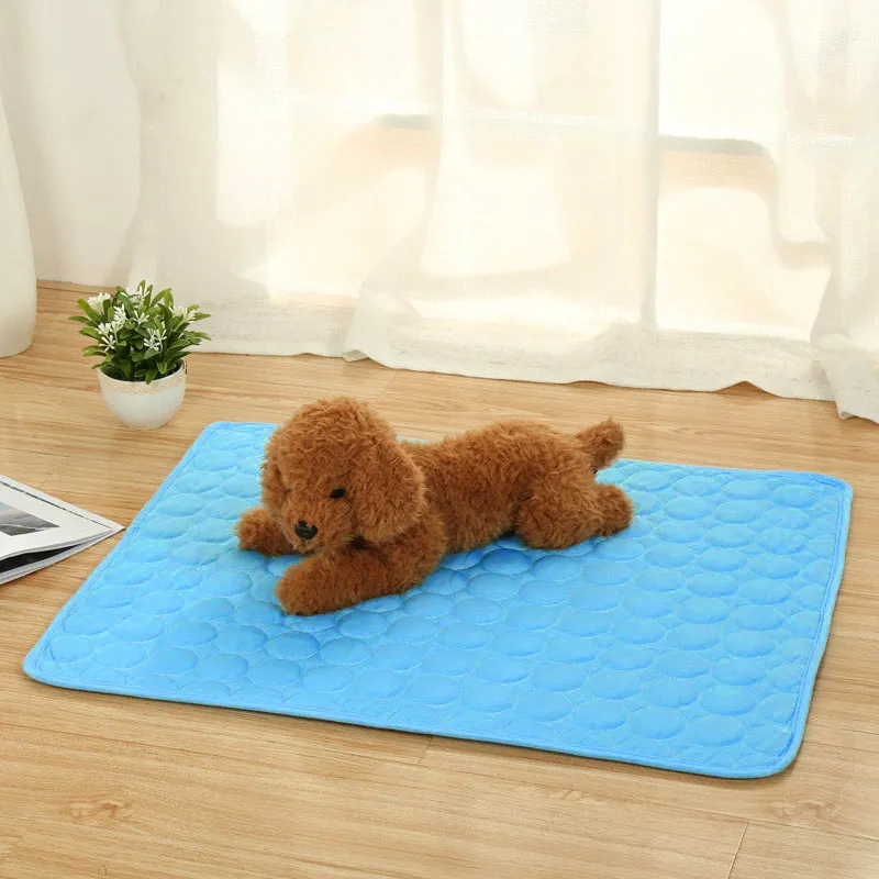 Ice Silk Cooling Pet Mat Pet Cooling Cushion Pet Sleep Cooling Ice Pad Accelerate the Release of Sweat for A Wide Range of Pets