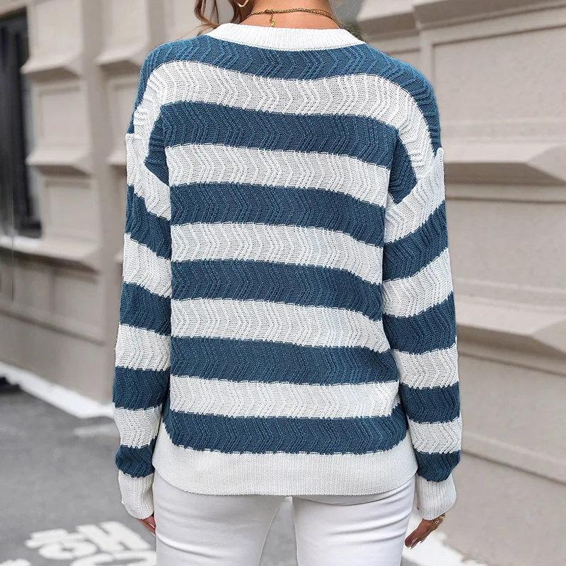 2025 Autumn Striped Knitted Sweater Color Contrasting Knitted Sweater Autumn/Winter Women's Top