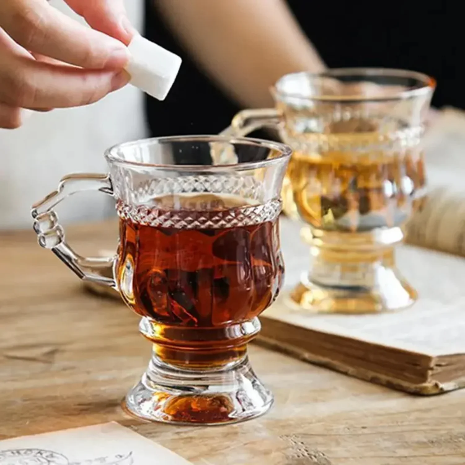 INS Vintage Embossed Glass Cup Good-looking Girly Heart Water Cups High-Legged Latte Coffee Mug with Handle Afternoon Tea Shot