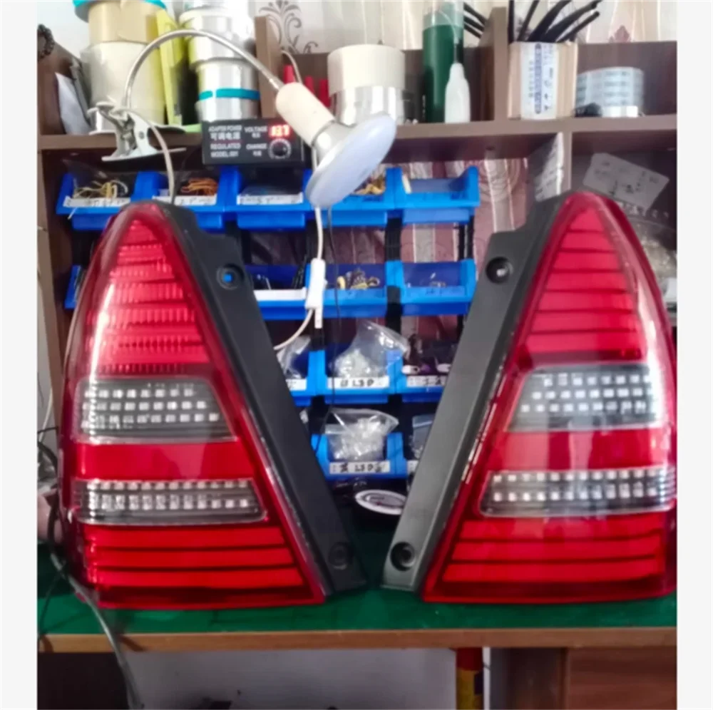 

Car led modified Tail Light assembly for Subaru SG9 Brake Driving Reversing rear Lamp Turn Signal 2pcs