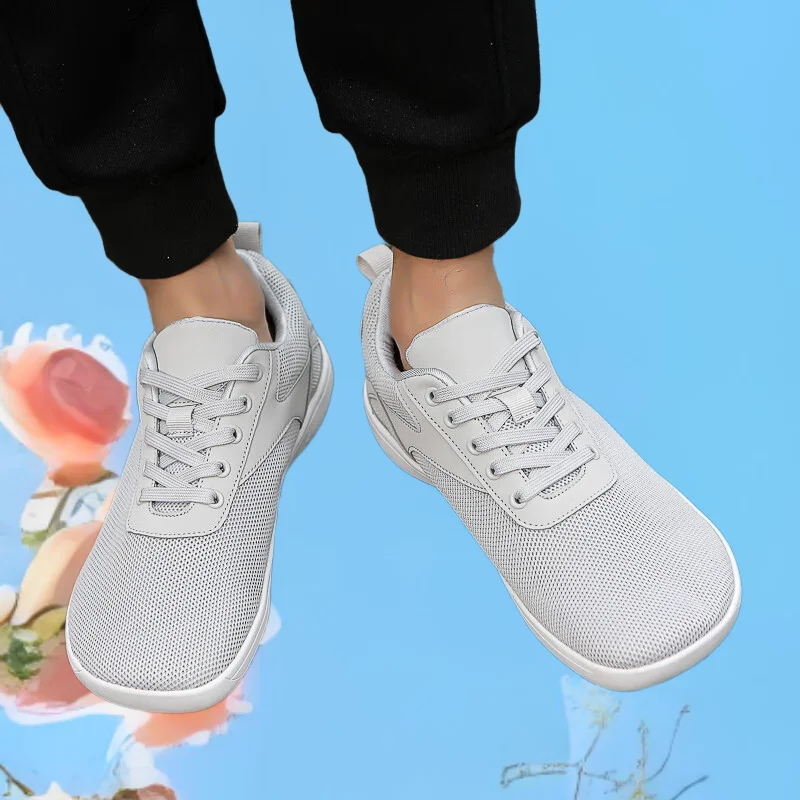 

Versatile couple sports shoes Lightweight and durable mesh running shoes, fashionable and versatile daily sneakers