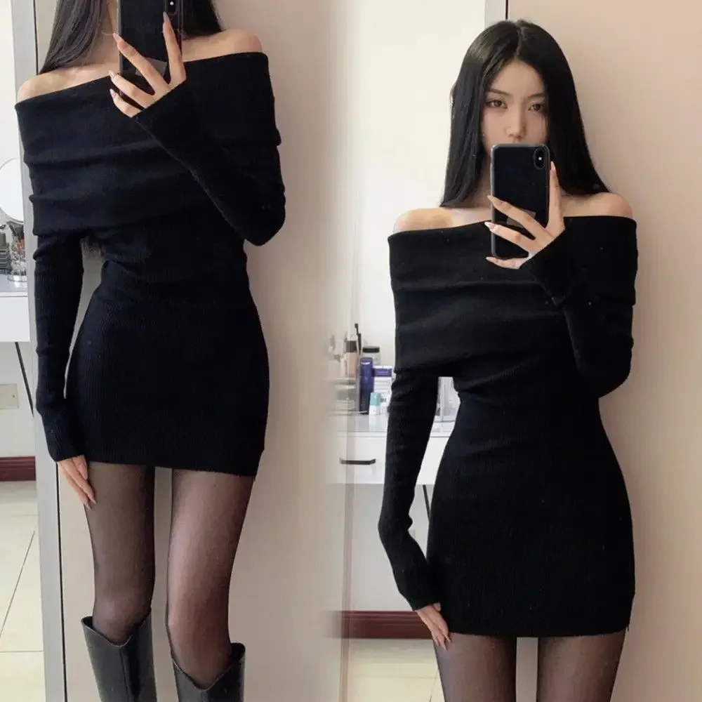 

Autumn and Winter Elegant Red off-the-Shoulder Design Waist Hugging Slimming One piece Dress Women Women's Long Sleeve