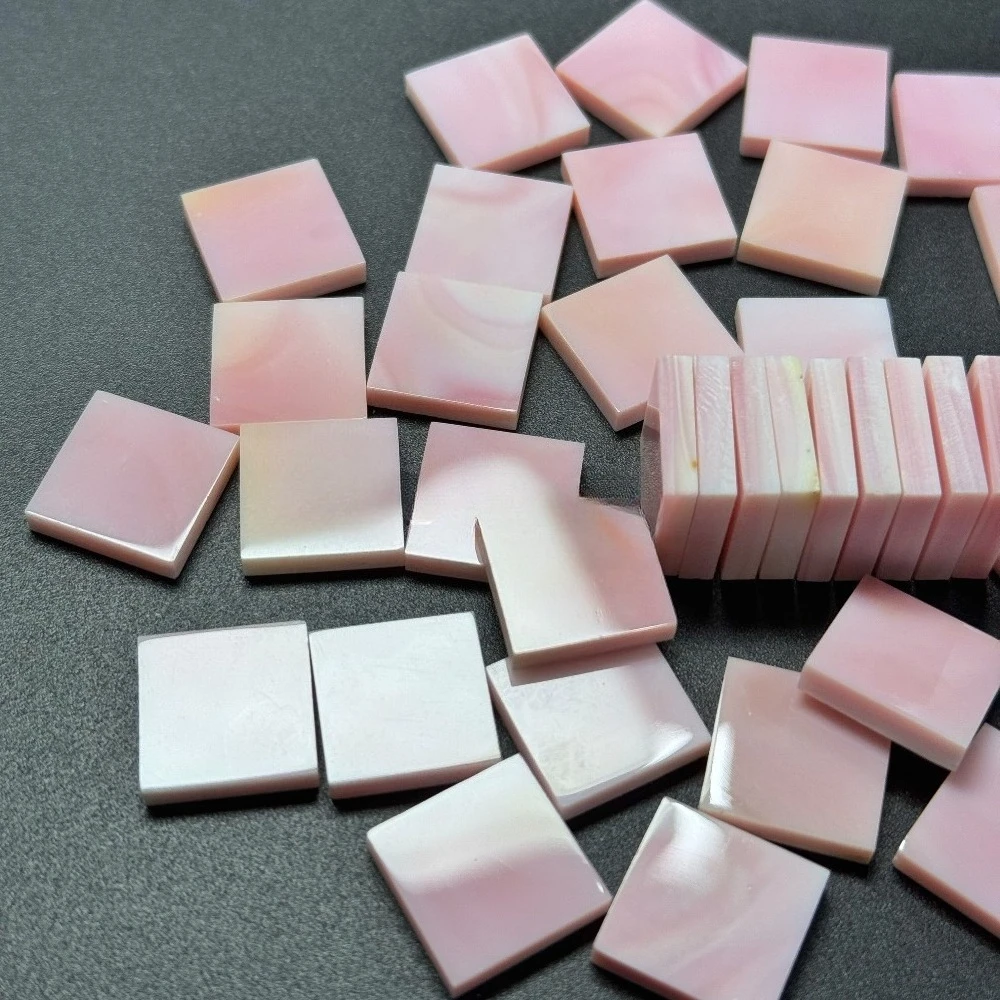 14x14x3mm Natural Light Pink Butterfly Shell Slice for Musical Instrument Jewelry Accessories Wood Inlay Carved Crafts Material