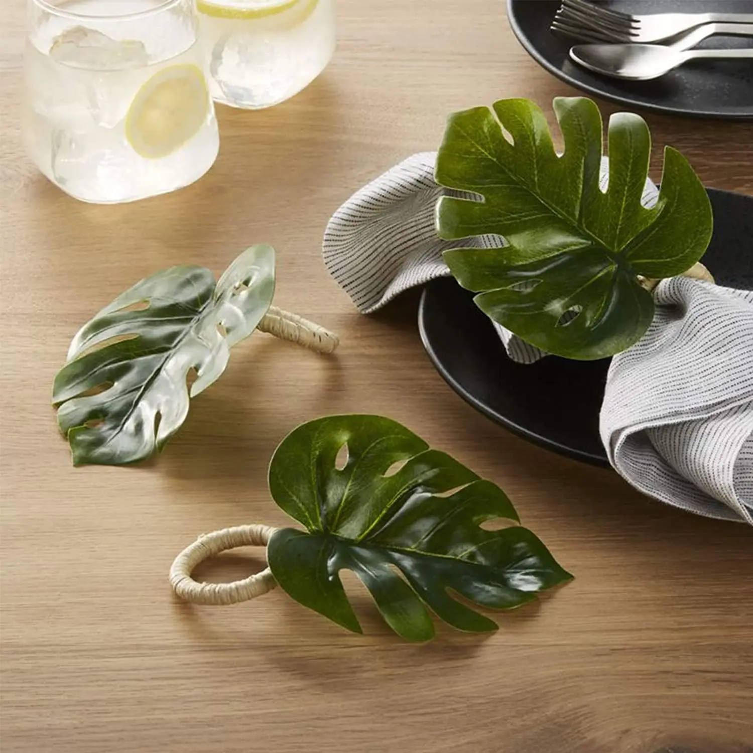 Monstera Napkin Rings Set of 10 Faux Palm Tree Napkin Ring Green Leaf Serviette Buckles Holder for Table Setting