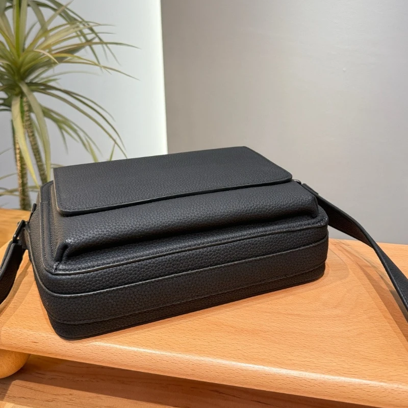 Men Classic Genuine Leather Shoulder Bag Minimalist Business Casual Crossbody Messenger Bag Large Capacity Waterproof Daily Commuter Male Handbag view 2