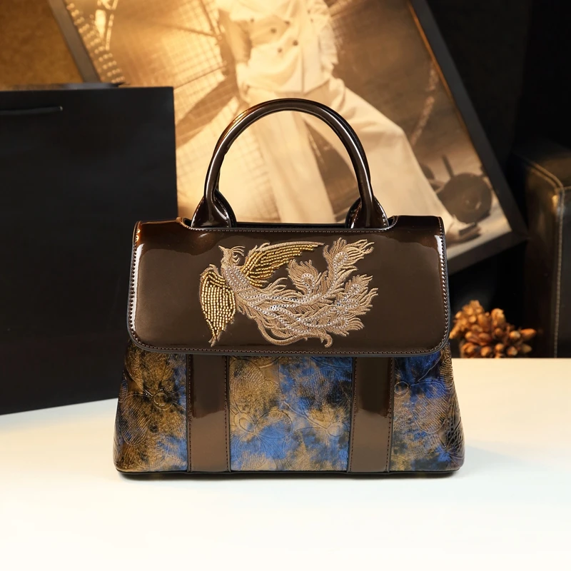 2024 New Fashionable Embroidered Phoenix Luxury Women\'s Bag with a Grand and Luxury Crossbody Handbag