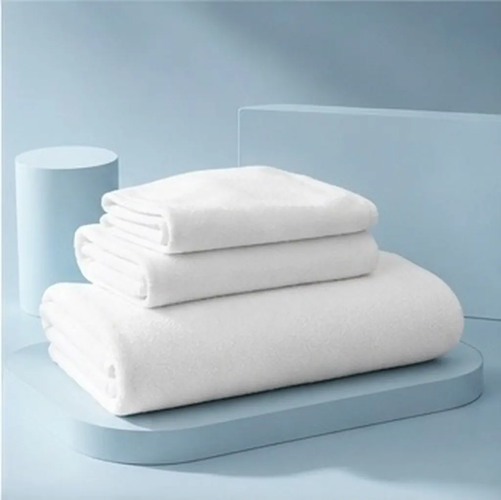 4Pcs White Cotton Bath Towel Set Hotel Quality Soft Skin Friendly High Absorbency Spa Bath Towels for Bathroom Shower Pool