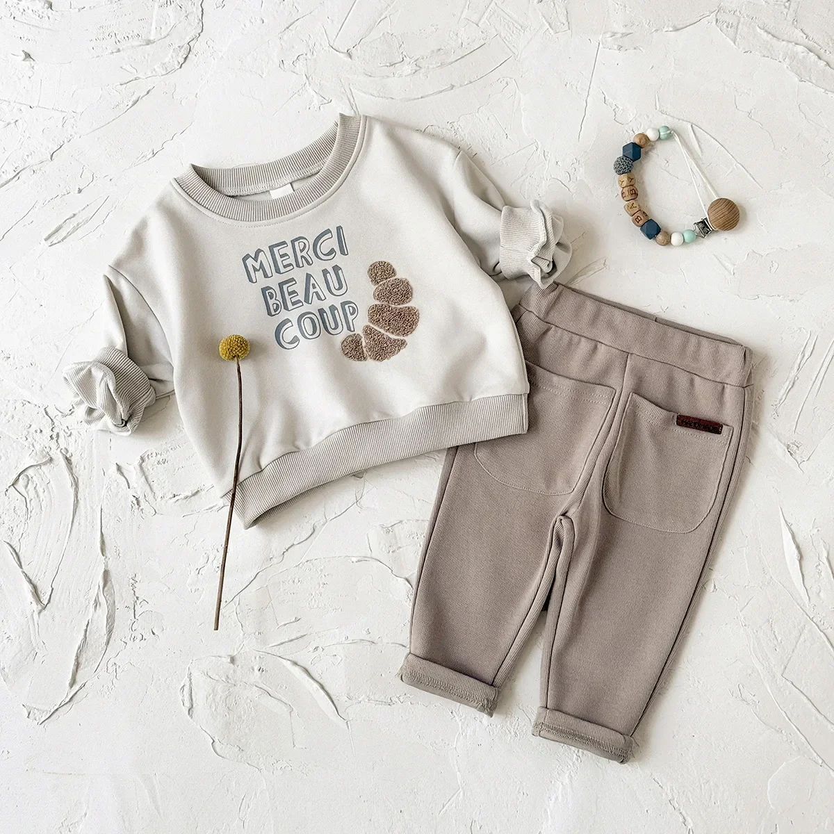 

Toddler Baby Boys Letter Print Outfit Set 0-3Y Baby Girls Clothes Croissant Design Long Sleeve Top and Pants Casual Daily Wear