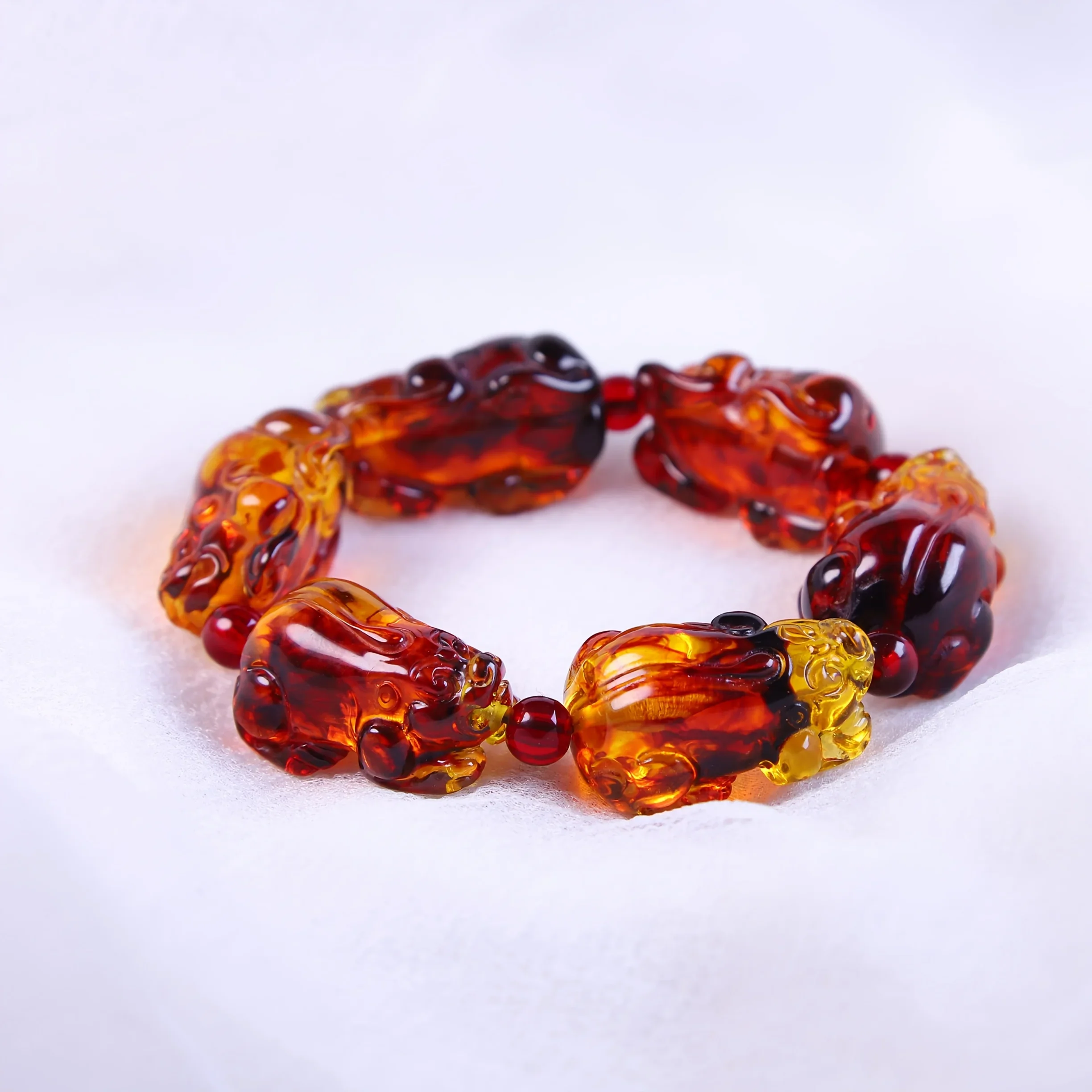 Engraved Pixiu Bracelet. Resin Old Beeswax Bracelet Men's Bracelet