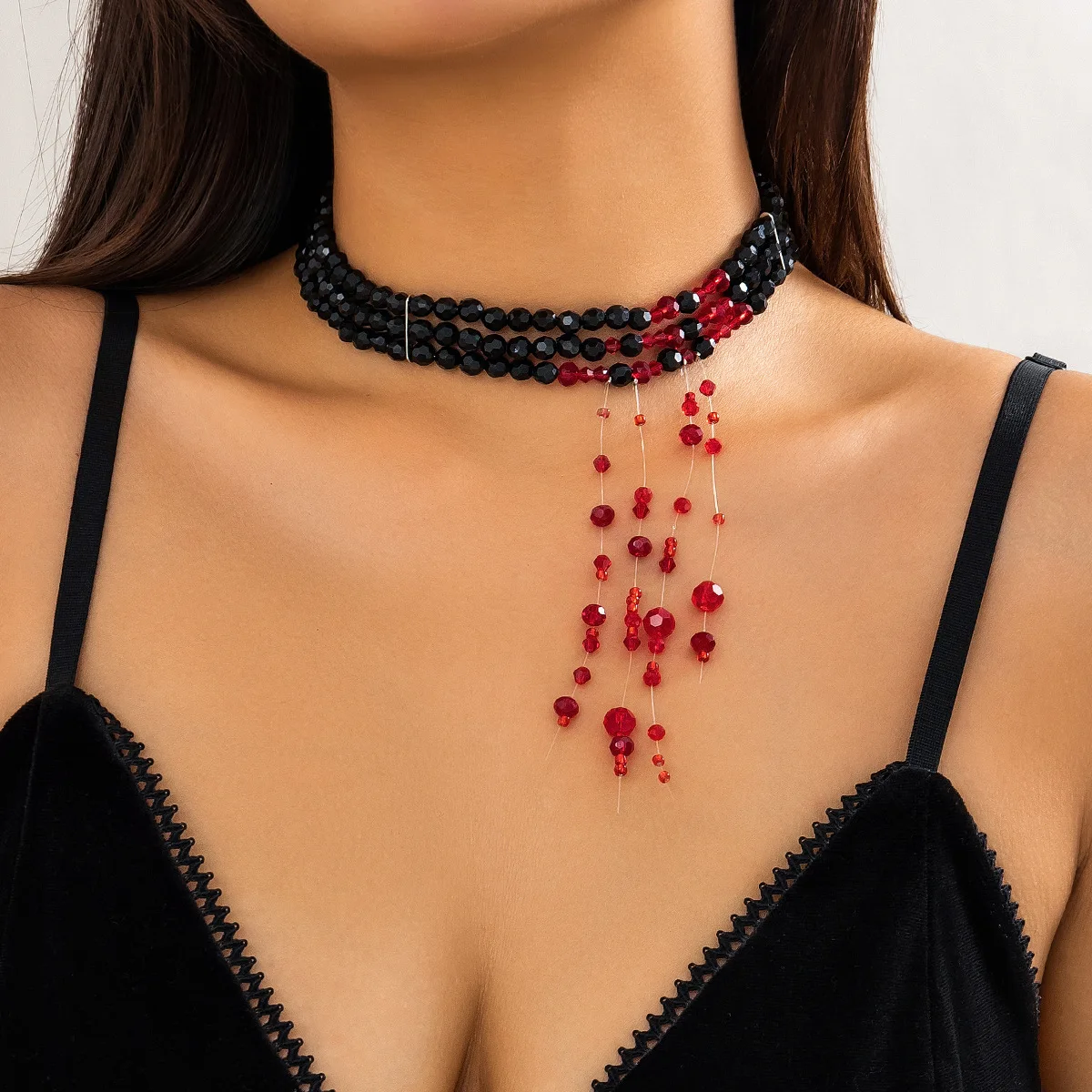 

Personalized Multi-layer Dripping Blood Imitation Crystal Halloween Party Choker Necklace for Women Vampire Party Costume