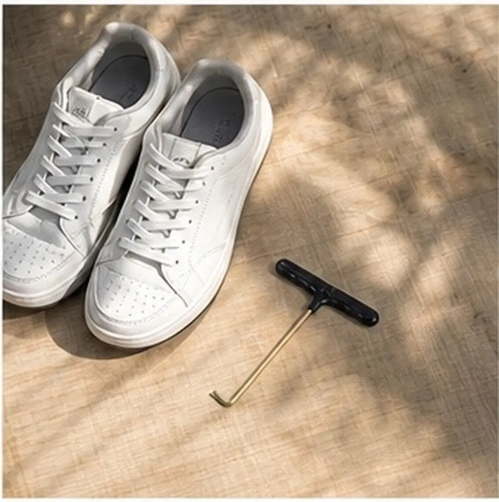 3Pcs Professional Shoelace Tightener Sturdy One-Piece Iron Plastic Puller Hook Easy-Grip Curved Handle Shoe Lace Tightening Tool