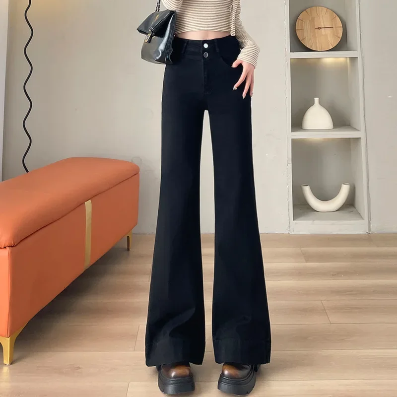 Pantalones acampanados de mezclilla vintage lavados de primavera y otoño. Nuevos pantalones vaqueros sueltos de pierna recta con doble hebilla y pierna antiadherente para mujer