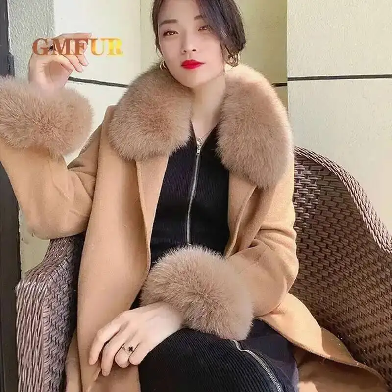 

Ladies Real Fox Fur Collar 100% Genuine Natural Fox Scarf Cuff Set Neck Warm Comfortable Shawl Luxury Brand Collar Arm Set