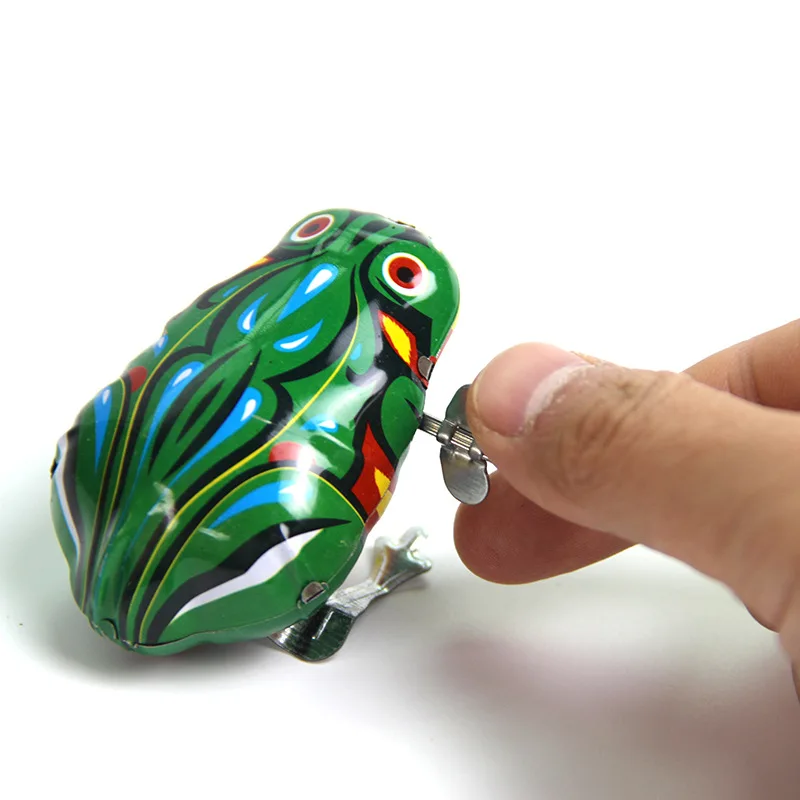 

Kids Classic Tin Wind Up Clockwork Jumping Iron Frog Toy Action Figures Toy for Children Kids Classic Toys for Boy Gift Baby