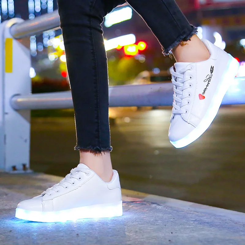 New LED Luminous Shoes Glow-In-The-Dark Ghost Walking Shoes Adult USB Charging Shoes with Light Man\'s Casual Sports Shoes