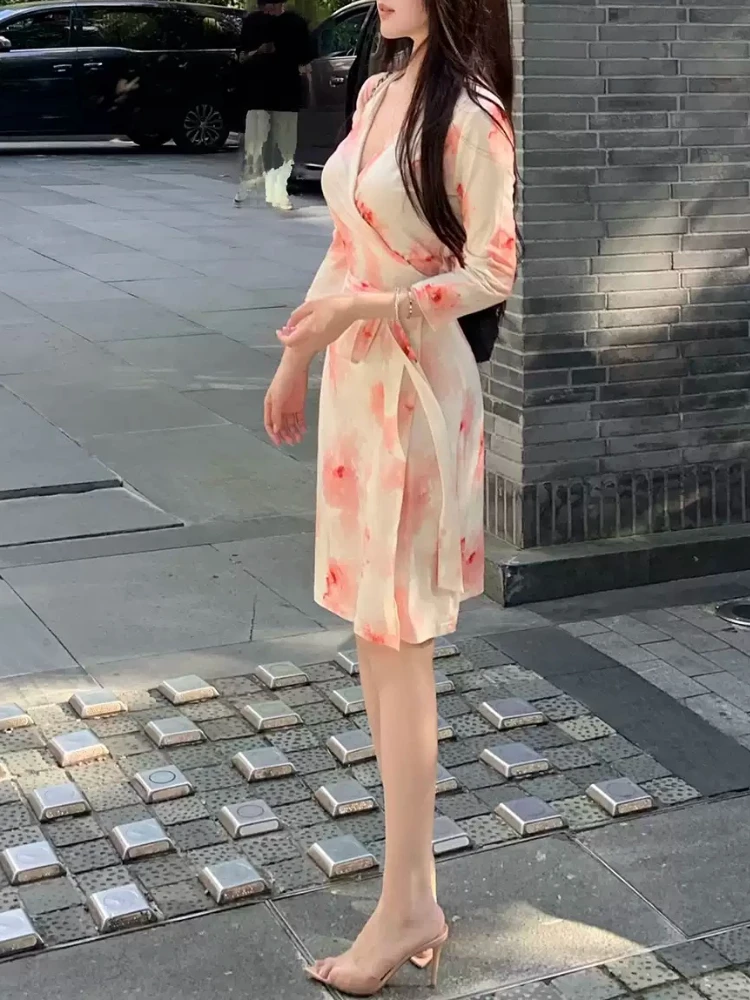 Lente Herfst Nieuwe Vintage Mode Elegante Jurk Vrouwen Bloemenprint V-hals Lange Mouw Kant-up Gebreide Jurk Slim Fit Feestjurk