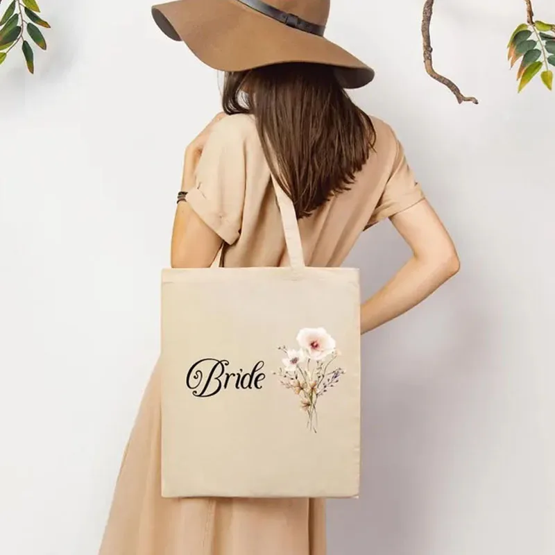 

Personalized Bride Name Tote Bag Modern Bridal Party Gift Bridal Shower Bag Wedding Day Bridesmaid Bag Custom Maid of Honor Bag