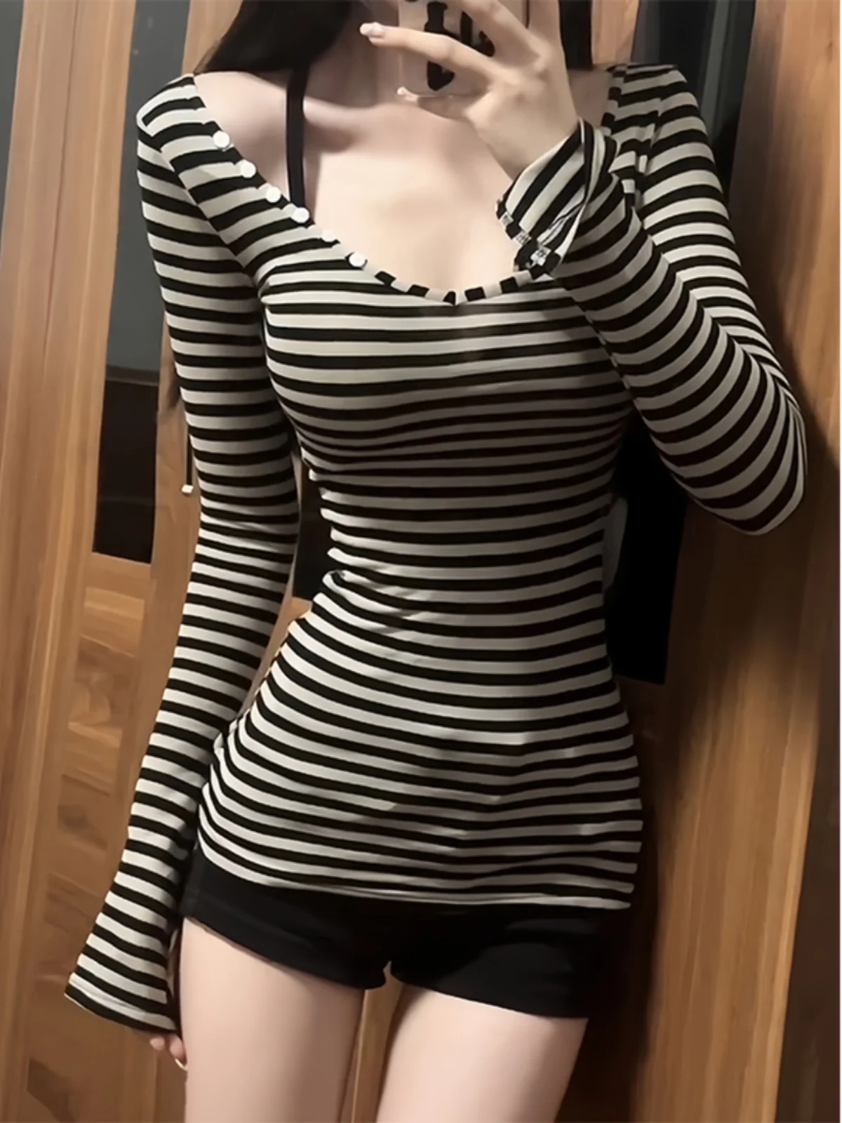 Pure Desirable Sexy V-Ne Striped Long Sve T-irt Women's Inner Wear Slim Fit Slimming Hot Girl Large Collar Top