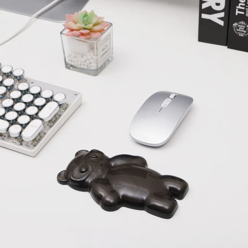 

Little Bear Transparent Mouse Pad Hand Rest Heart Kawaii Summer Comfort Silicone Mouse Wrist Rest Non-Slip Hand Rest Desk Pad
