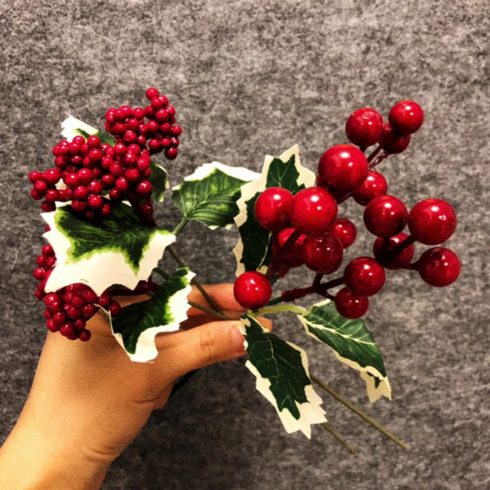 

5pcs Christmas Red Berry Decor Artificial Pine Needle Plant Xmas Fake Flower Party Home Shop Decoration Festival Atmosphere
