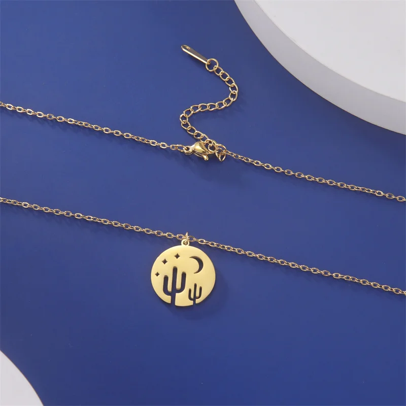 Klassische Goldfarbe Edelstahl Halskette für Frauen Kette Halsreif Mond Kaktus Anhänger Halskette Schmuck Geburtstags geschenk Großhandel – Detail 13