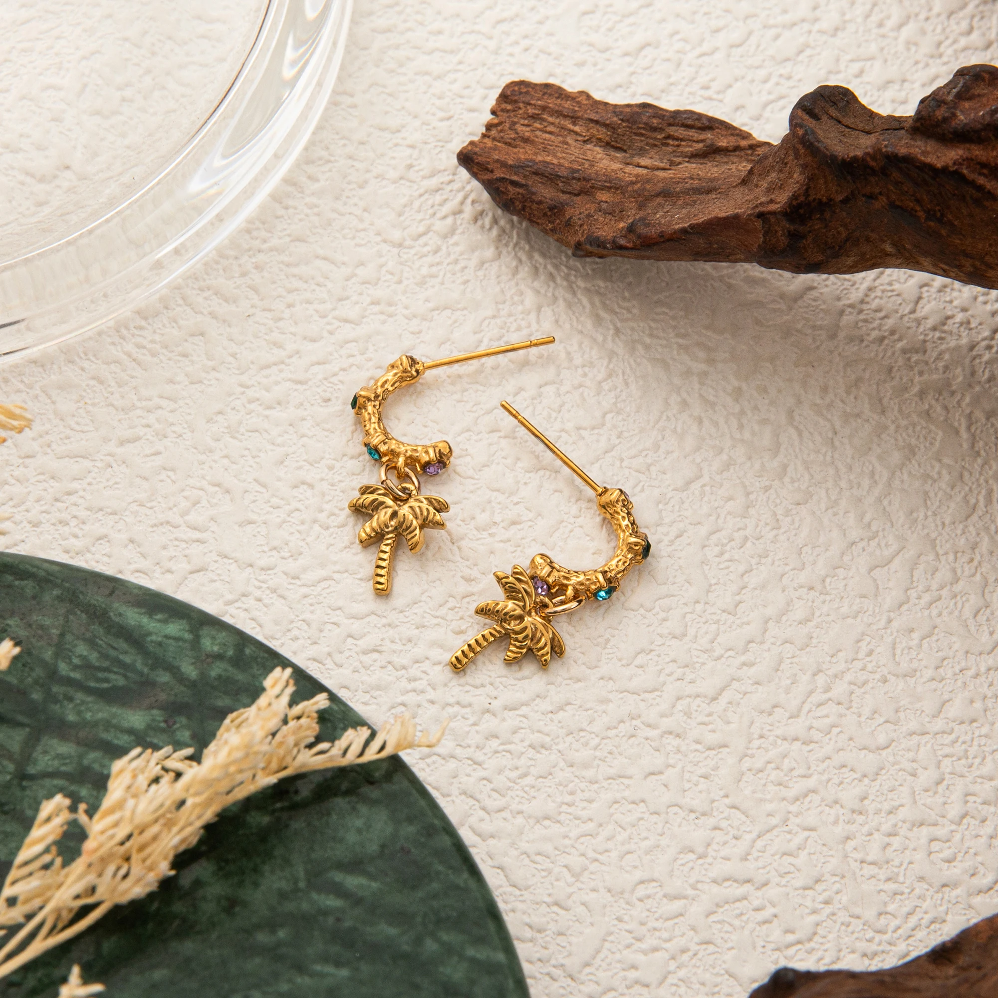 

18K gold-plated palm tree pendant earrings for women, stainless steel tropical pendant jewelry