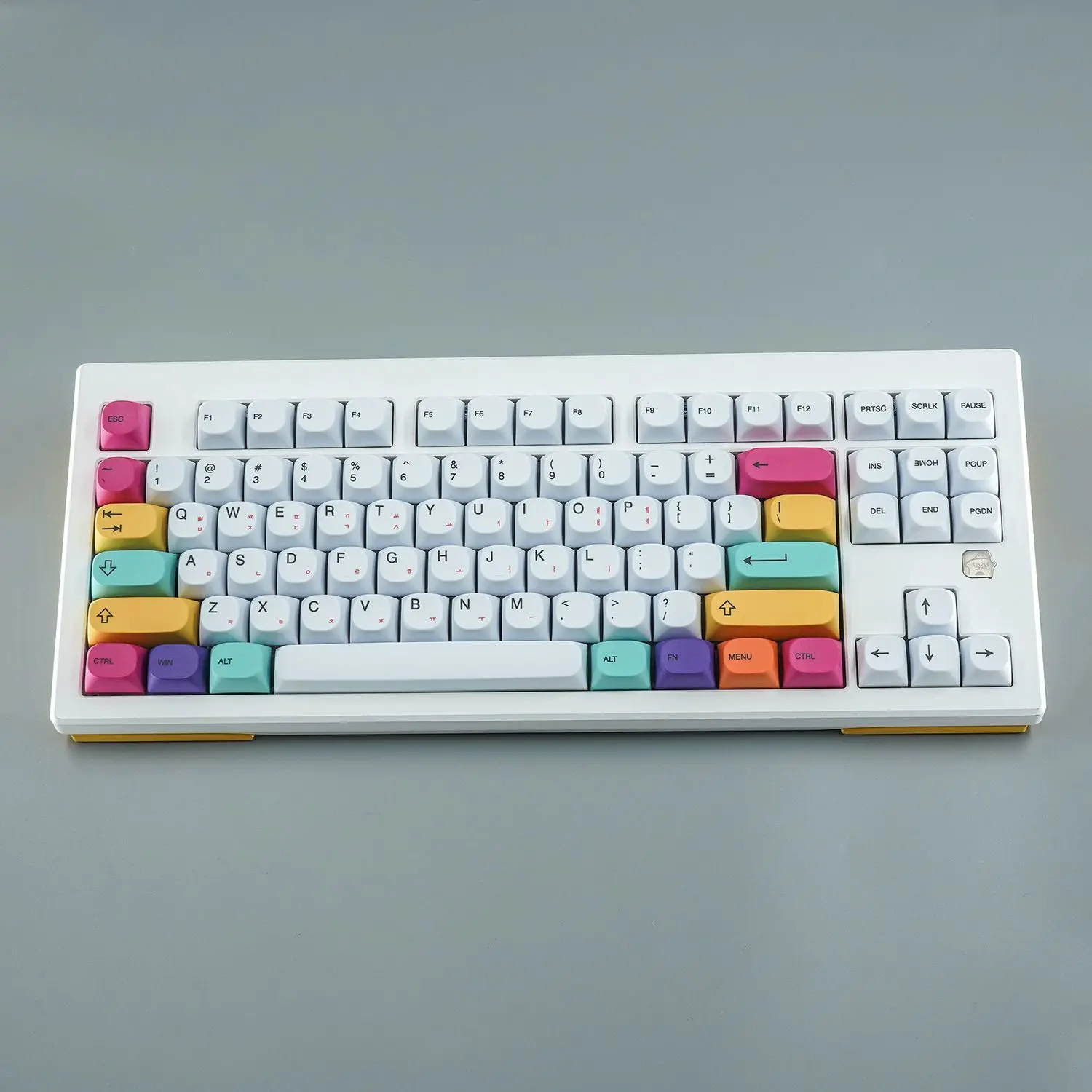 Vintage MA Height Small Full Keycap 104 Keys Plus Supplement Fits Mechanical Keyboard Kit 60 68 87 98