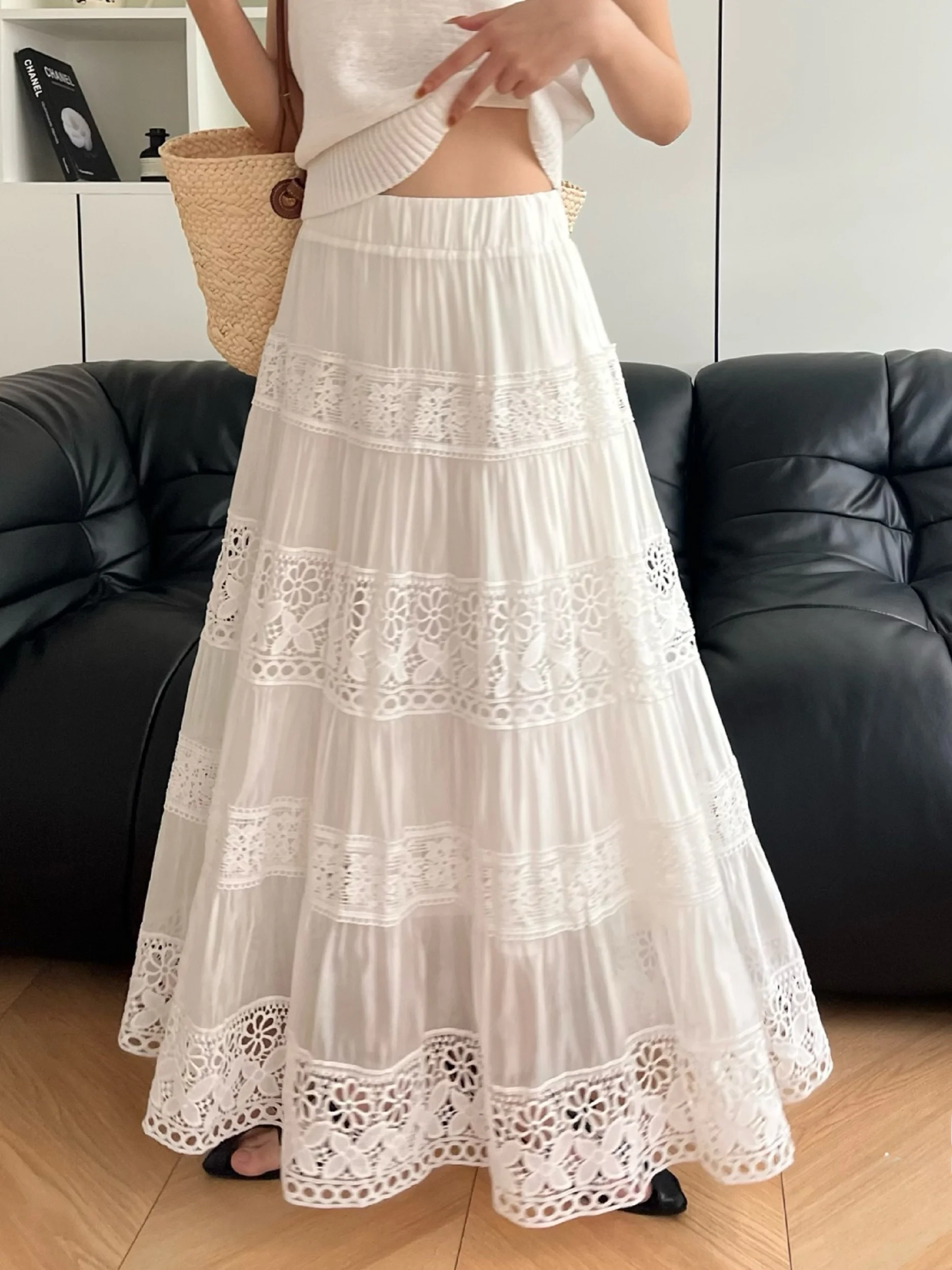 

Женская юбка с кружевными вставками, эластичным поясом, весенне-летняя, с цветочным узором, драпированная, милая белая длинная юбка с высокой талией, А-силуэт