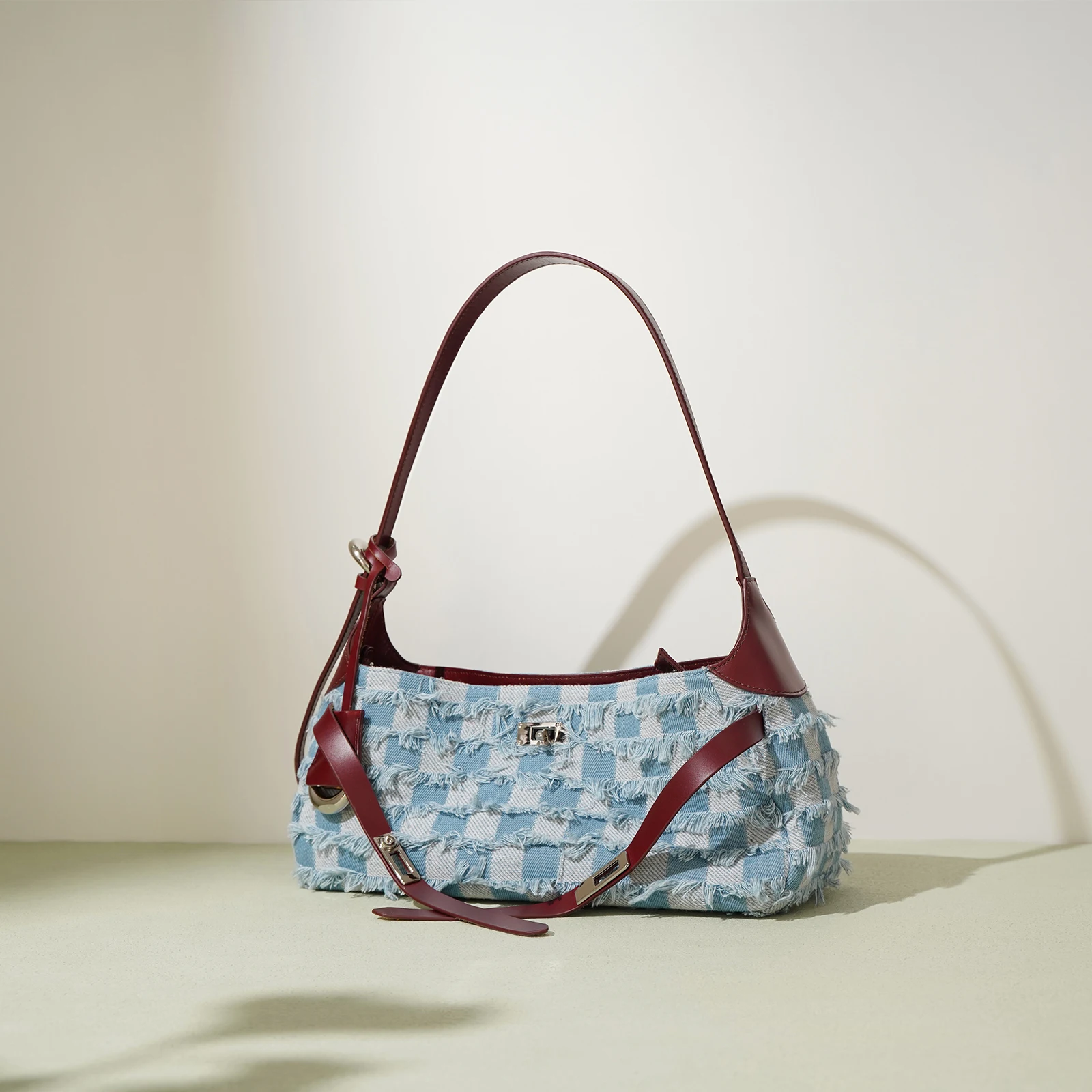 

2025 Summer Denim Underarm Bag Fashion Large Capacity Hobo Shoulder Bag Retro Design Women Versatile Handbag