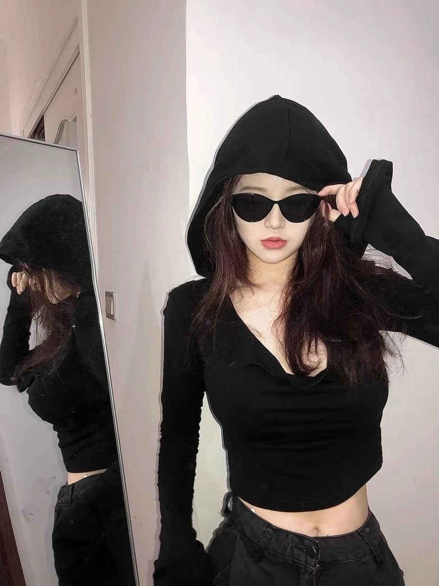 Slim Fit Short Sleeveless T-shirt Women's Base Layer Dark Design Sense Expose Waist Long Sleeve Hoodie Cool Sleek Design