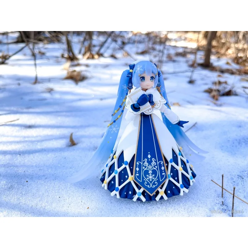 新しいスポットフィグマオリジナル本物のフィグマシリーズ初音ミク雪未来可動模型玩具コレクション友人へのギフト
