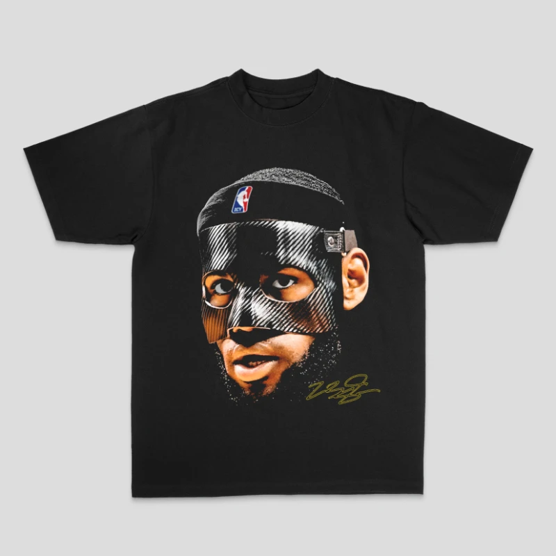 Pallacanestro ispirata a LeBron James ​ ​ T-shirt da uomo Ritratto iconico Stampa Dunk Action Design Athletic Streetwear ​ ​   Sciolto di grandi dimensioni